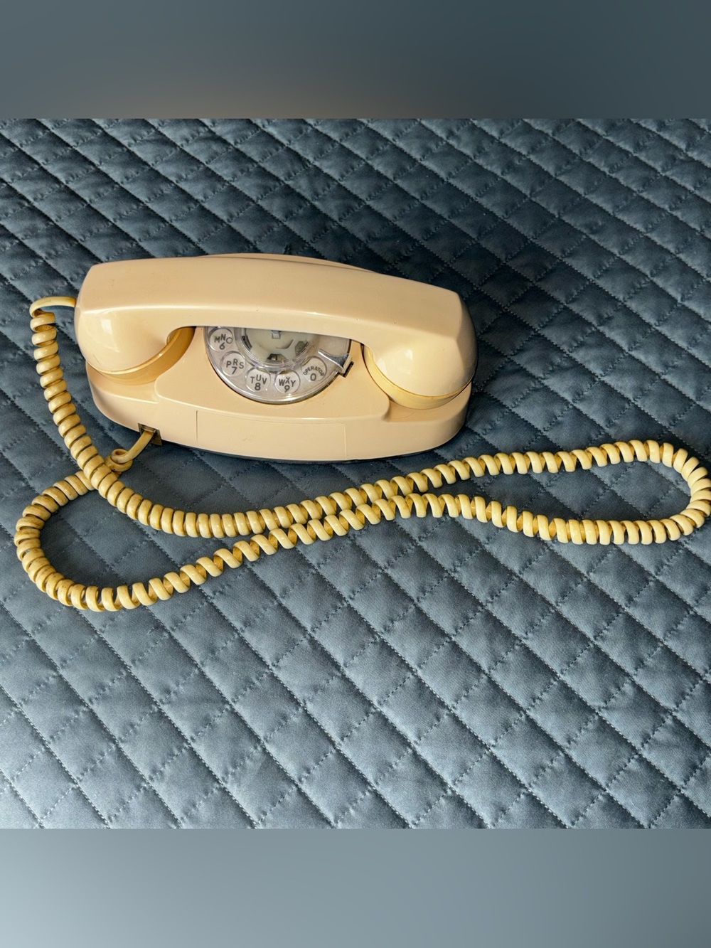 AT&T Vintage Ivory Rotary Princess Phone R702BM-50 MCM Collectible